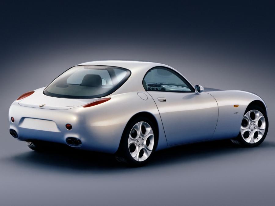  Alfa Romeo Nuvola Concept 1996 года  (фото 2 из 6)